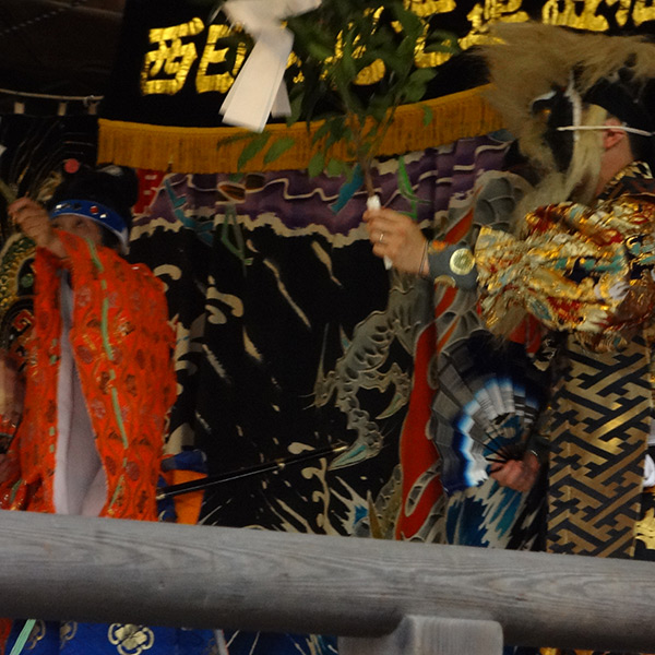 石見神楽の奉納