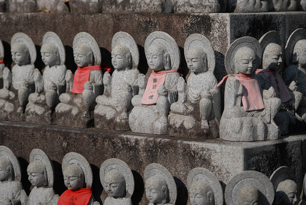 乙訓寺の地蔵塔