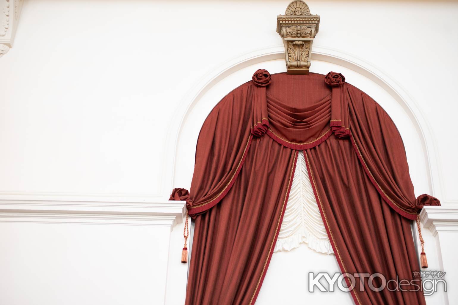 京都府庁旧本館　旧議場（演壇・インテリア）