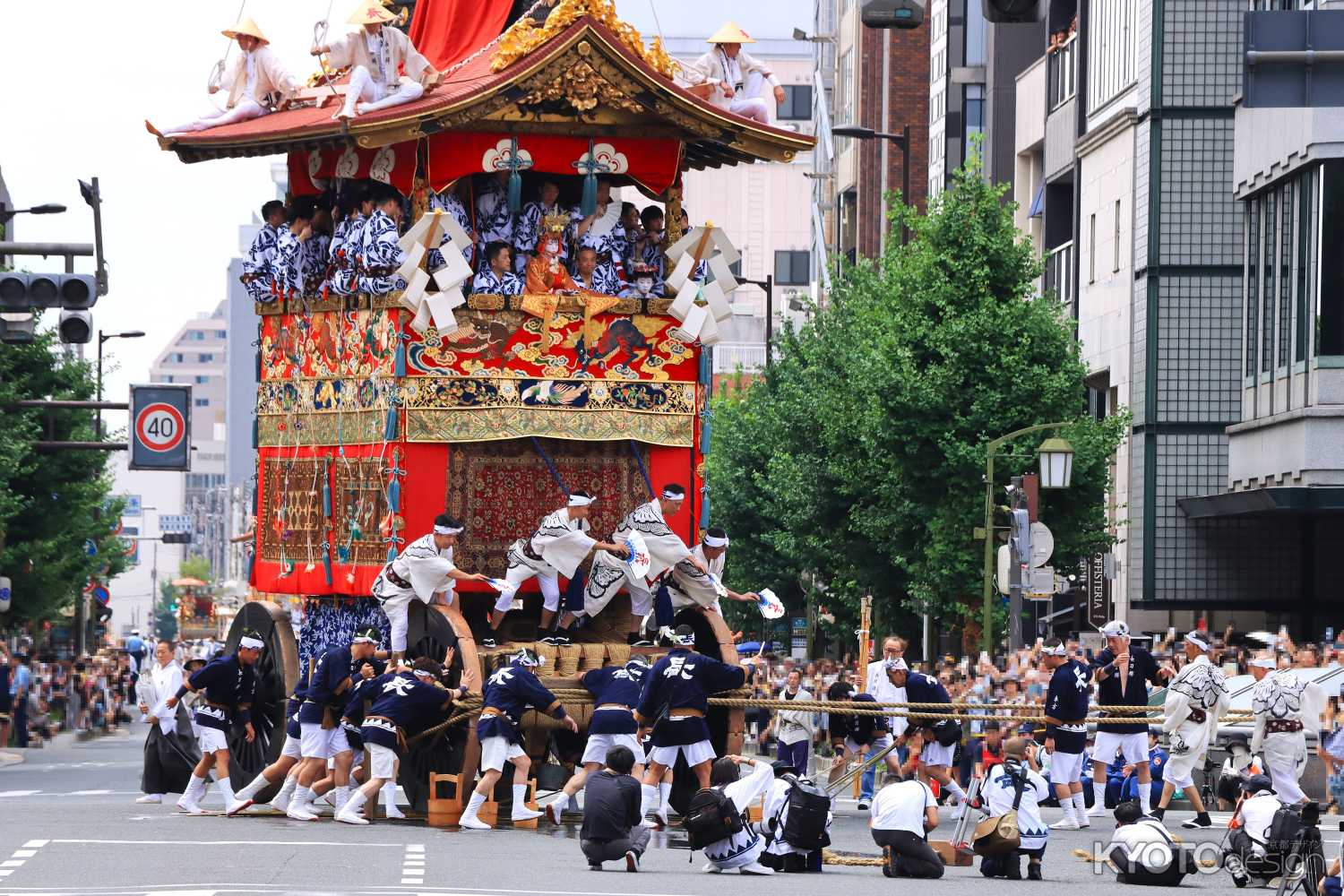 祇園祭 前祭山鉾巡行
