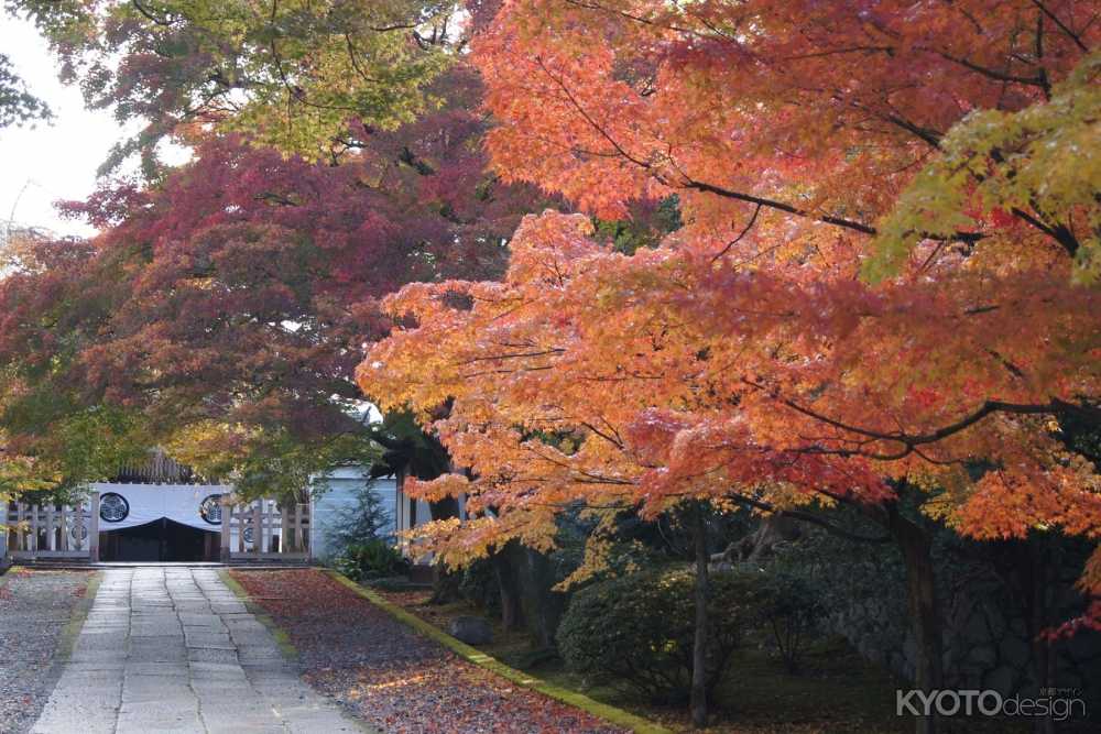 白衣弁財天秋季大祭（御火焚）