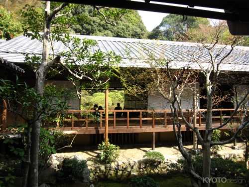 安楽寺　春の特別公開