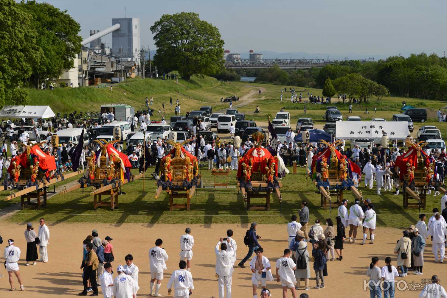 御神輿勢ぞろい