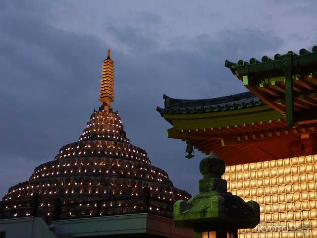 壬生寺　万灯供養会
