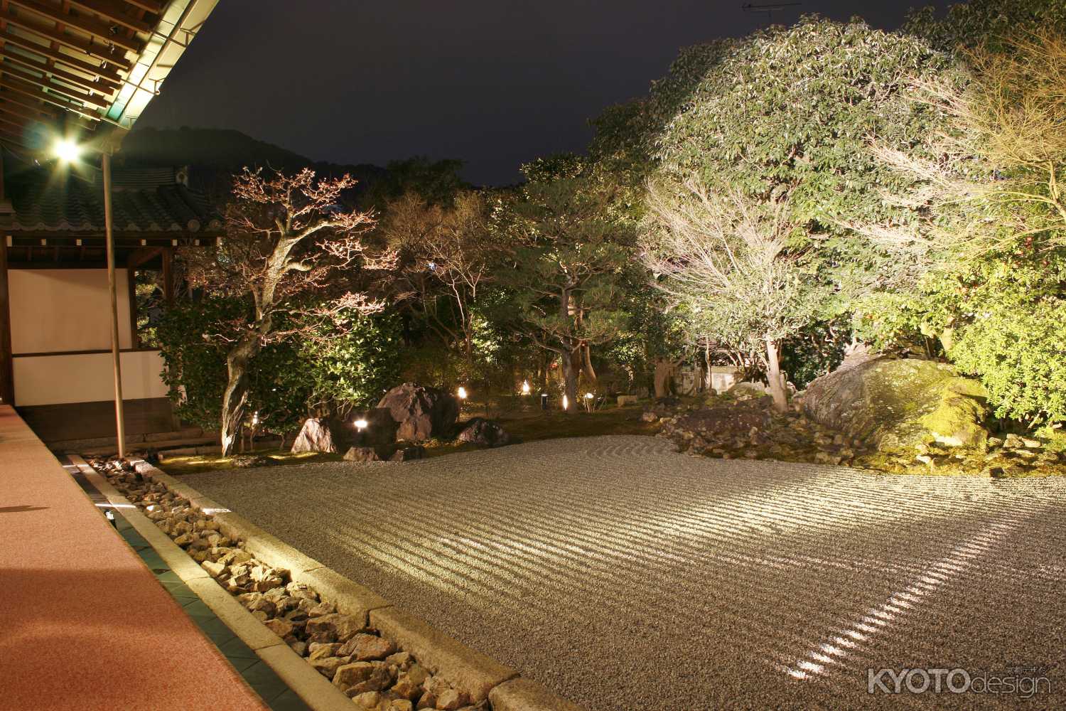 圓徳院 春の特別展とライトアップ