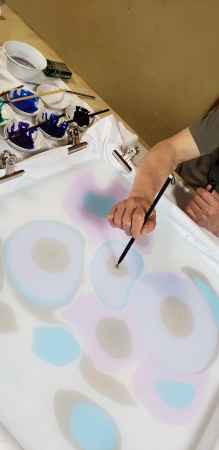 ワークショップ　『水に描くアート～墨流し染体験～』