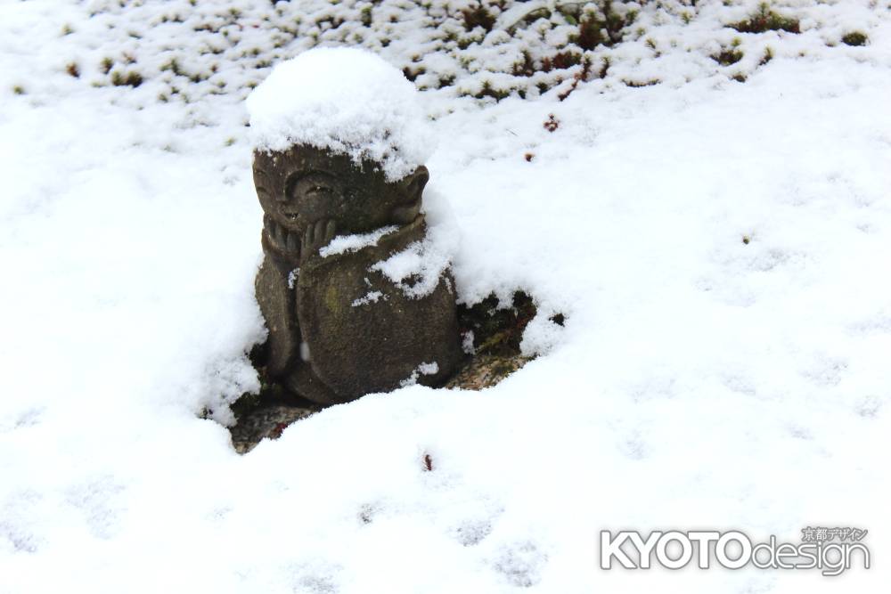 雪の圓光寺お地蔵さん