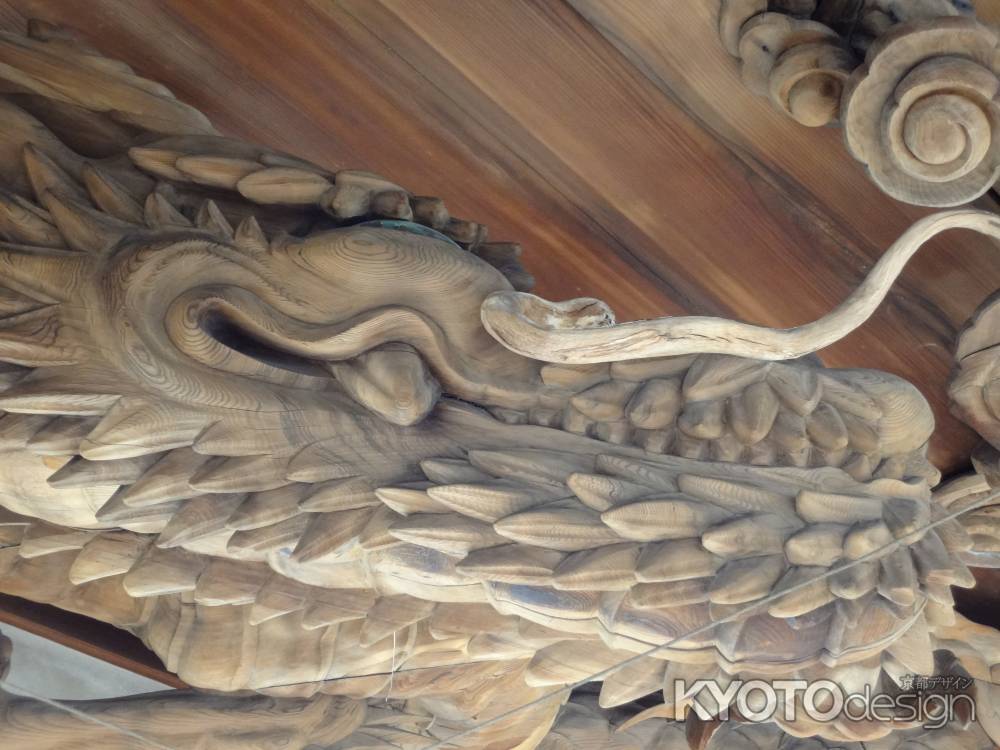 瀧尾神社 木彫龍