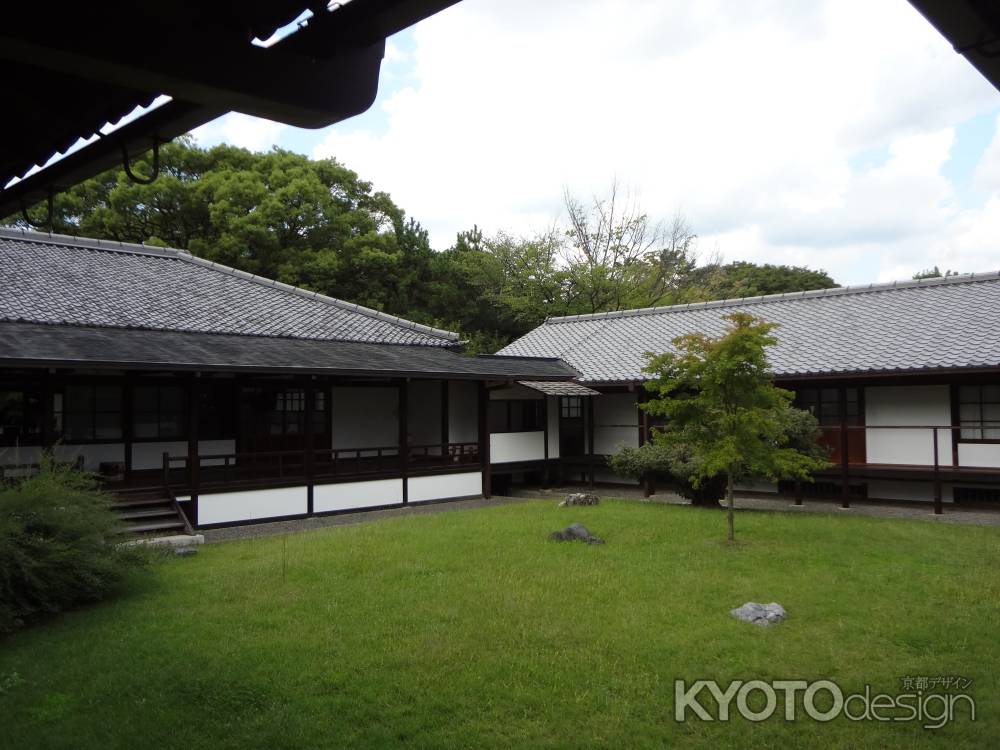 閑院宮邸跡の中庭