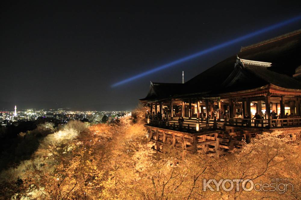 夜の清水寺　ライトアップ
