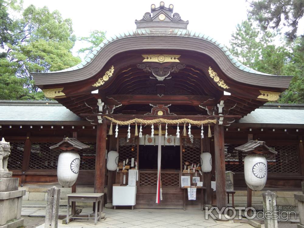 上御霊神社本殿