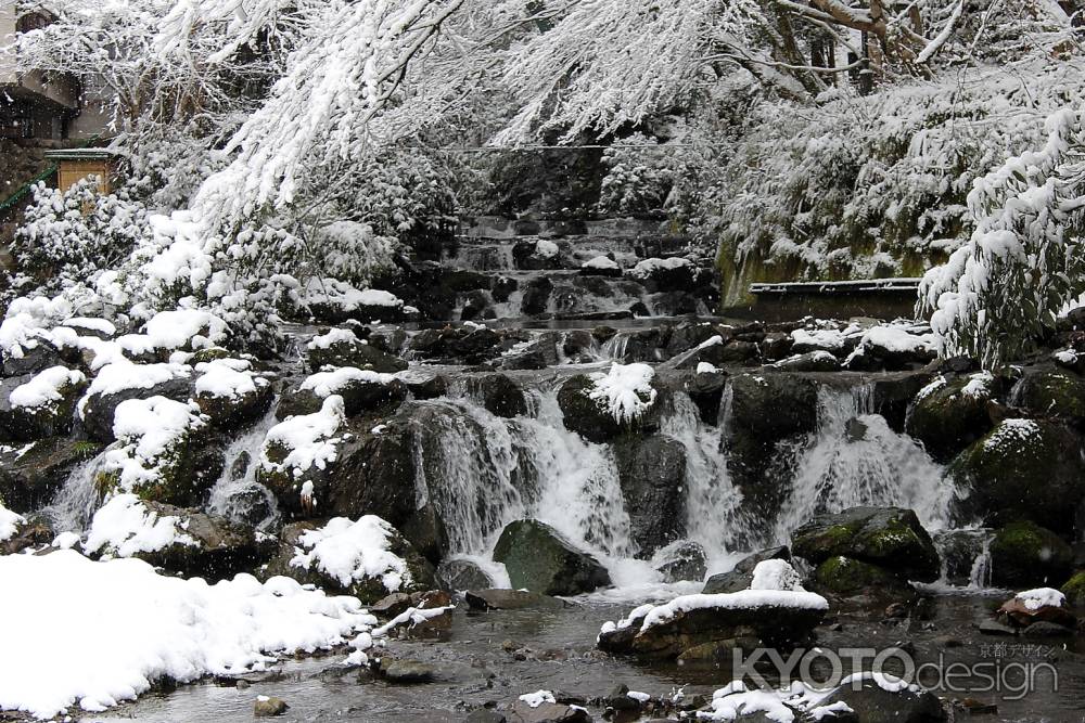 貴船川の雪景色