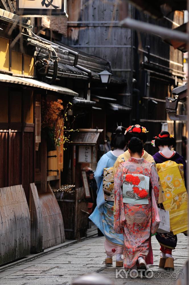 初寄り　祇園甲部　12