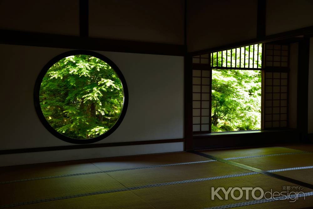 悟りの窓　迷いの窓　緑