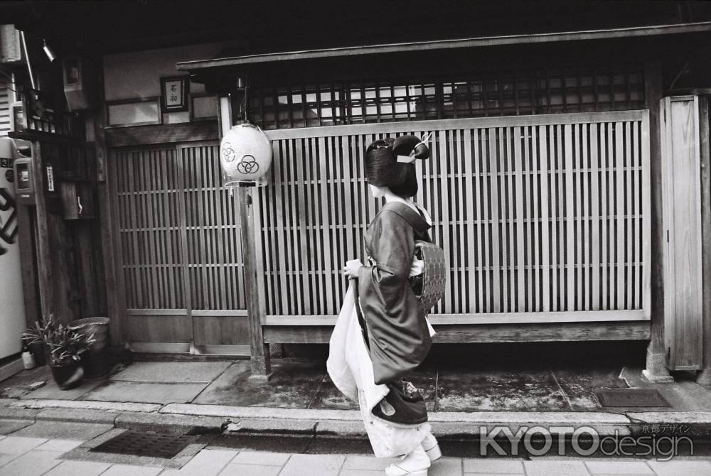 事始め　2018　モノクロ