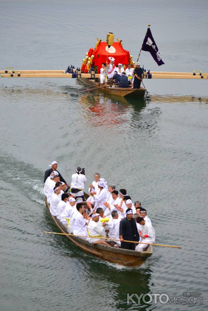 松尾大社　神幸祭　船渡御　伴走
