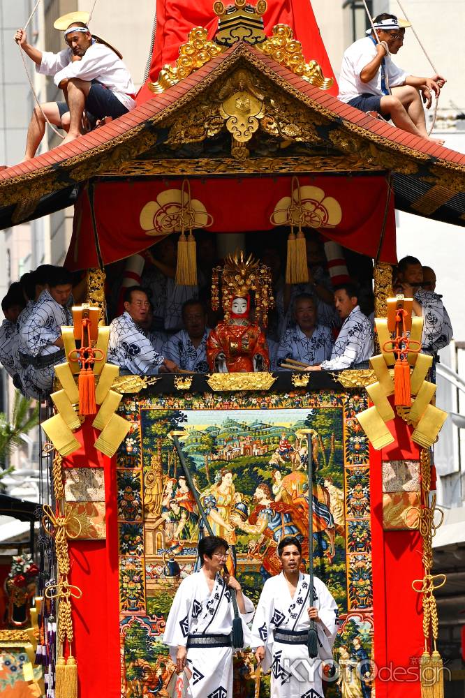 祇園祭、函谷鉾　　嘉多丸君　公家子孫が初対面