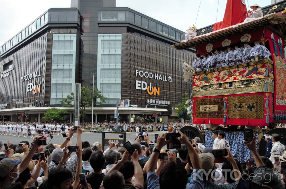 辻回しへと向かう