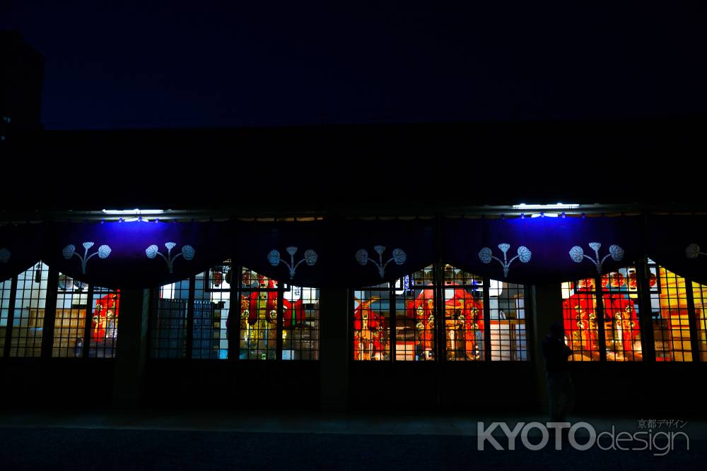 四基の御神輿と唐櫃　鎮座