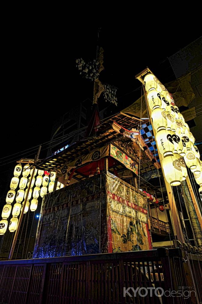 鶏鉾　下水引　200年ぶり新調