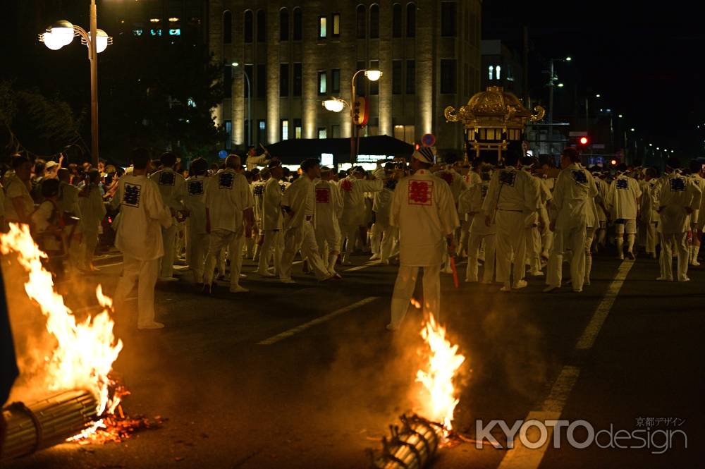 大松明と御神輿