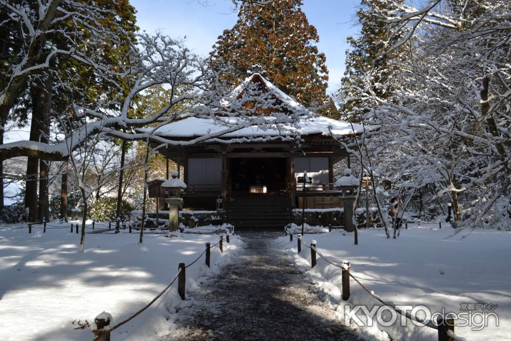 三千院　雪の往生極楽院