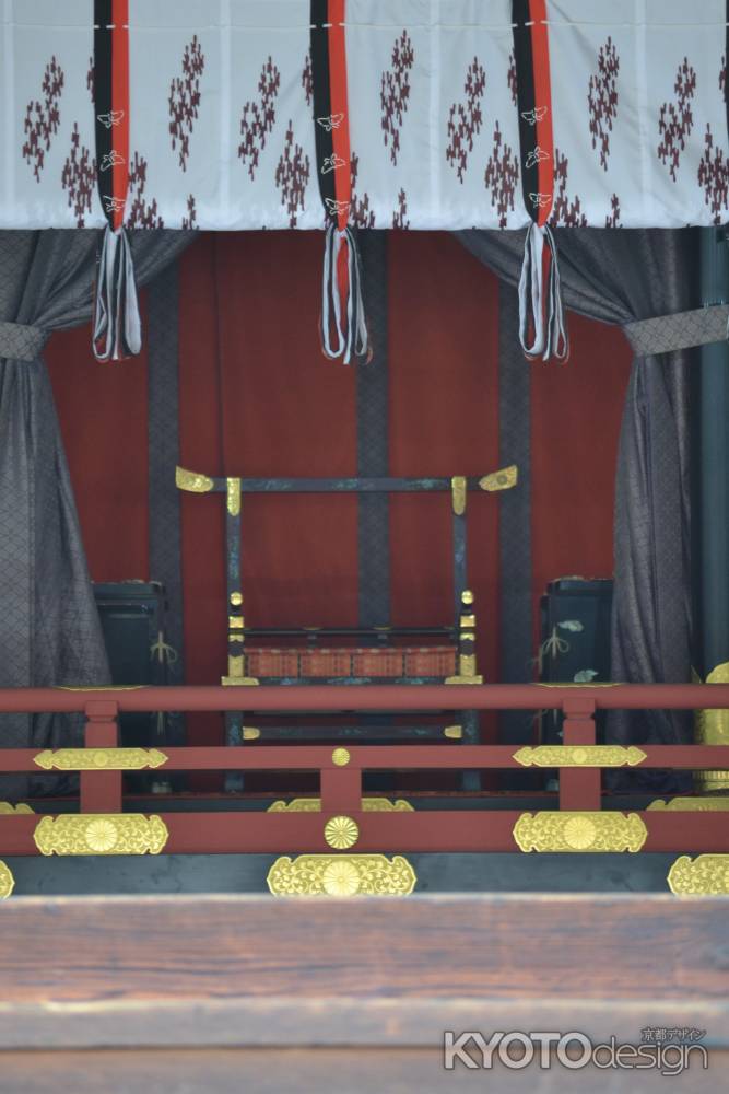 紫宸殿　高御座