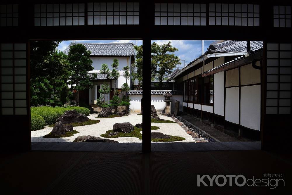 十六羅漢石庭　表書院より　