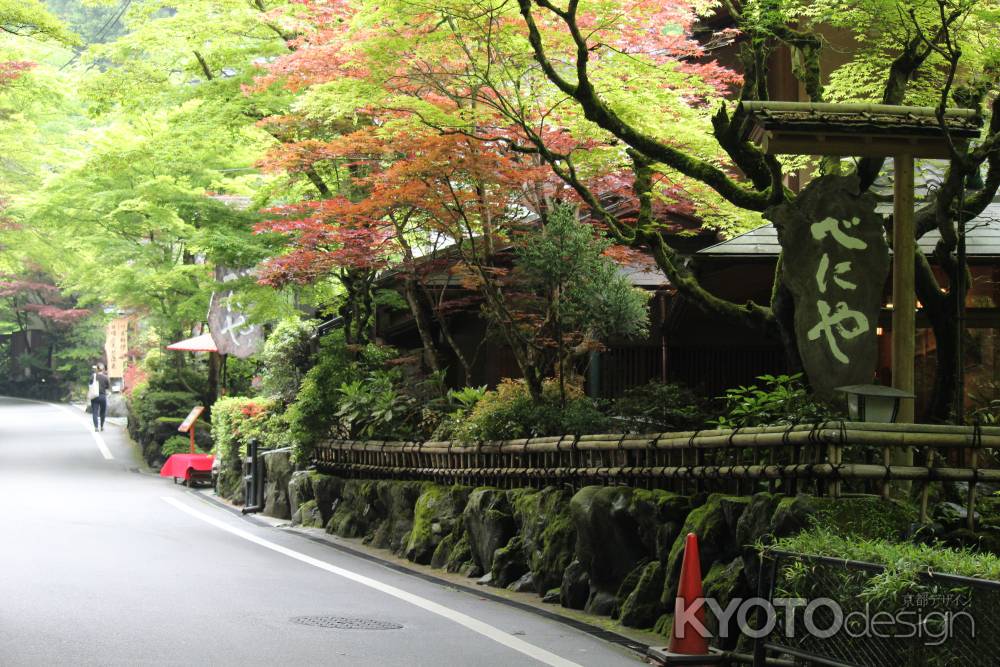 貴船川床　べにや