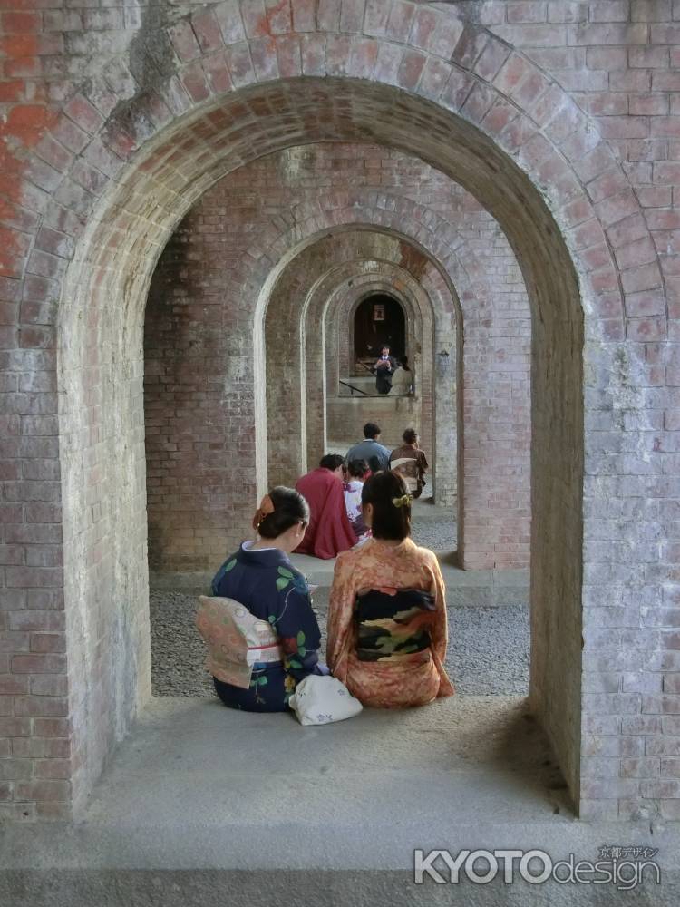 南禅寺境内　水路閣