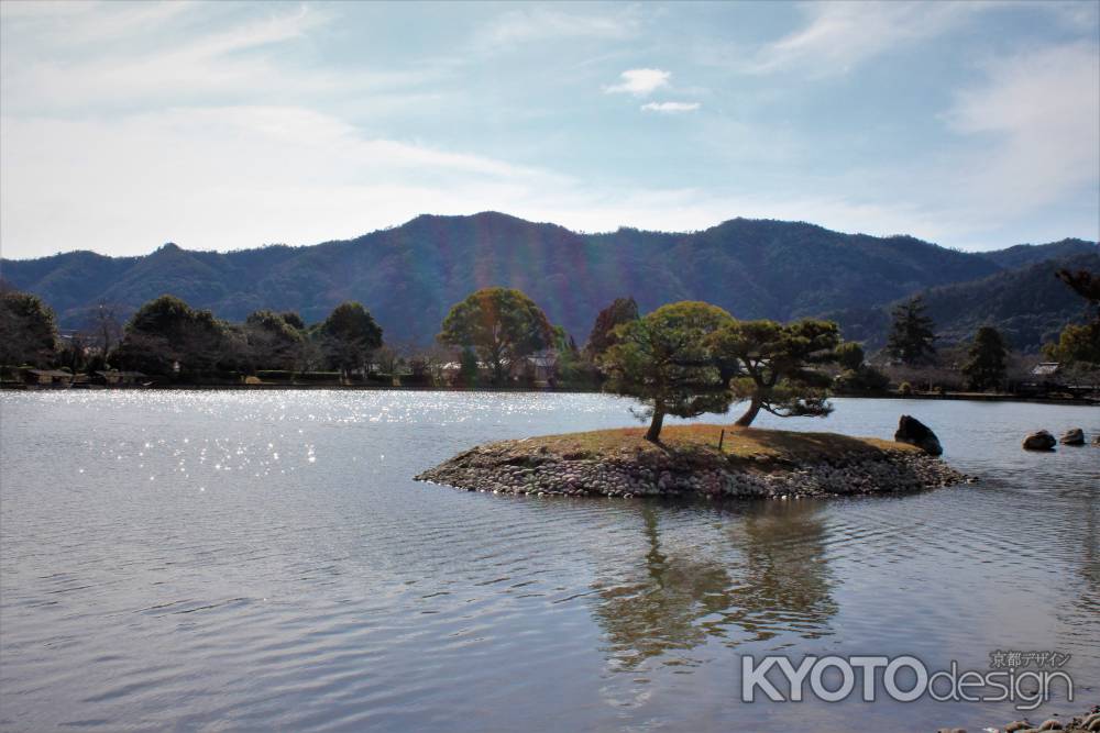 大覚寺　大沢池菊ヶ島