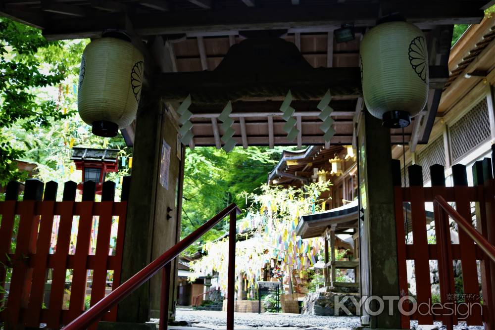 貴船神社