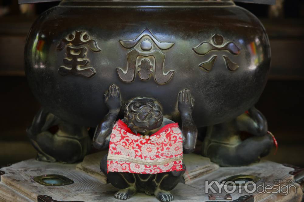 大きな線香たて