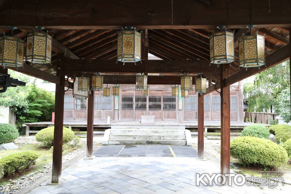 売茶翁を祭る売茶堂