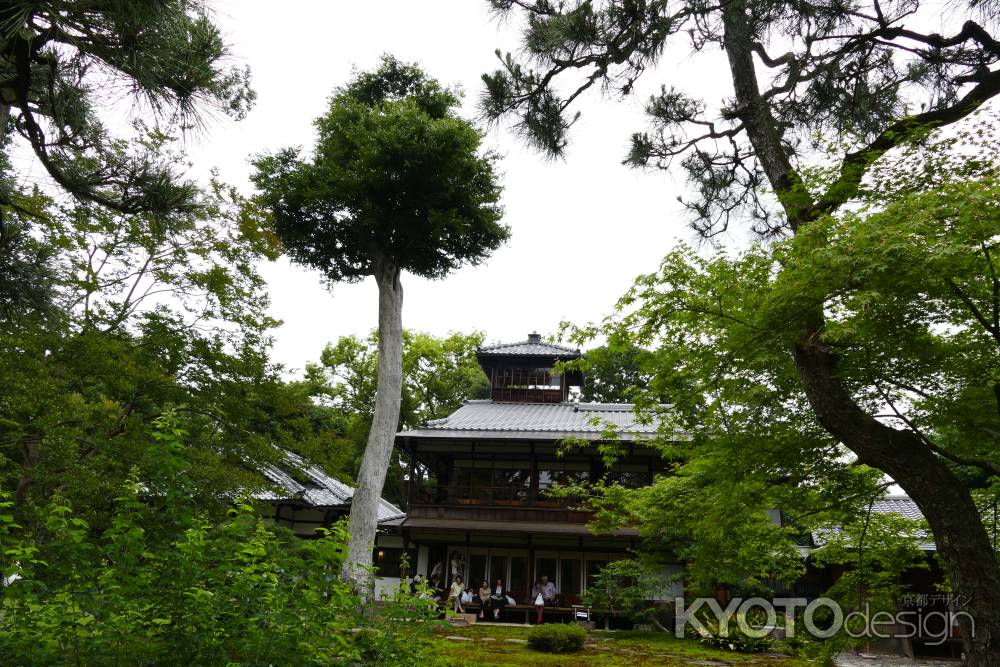 旧三井家下鴨別邸　緑の中に