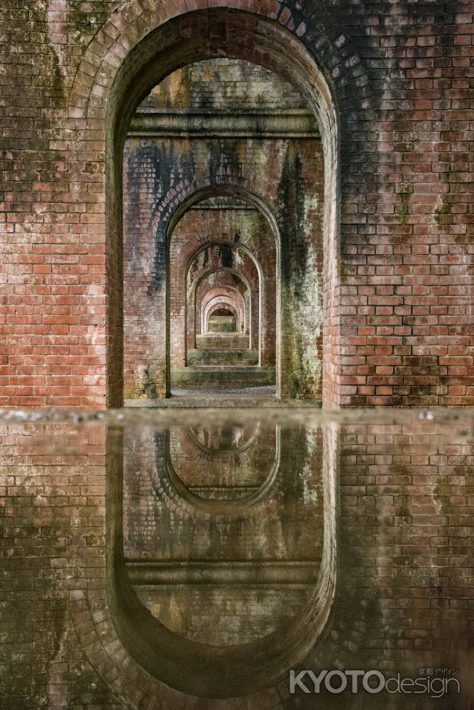 雨の南禅寺水路閣