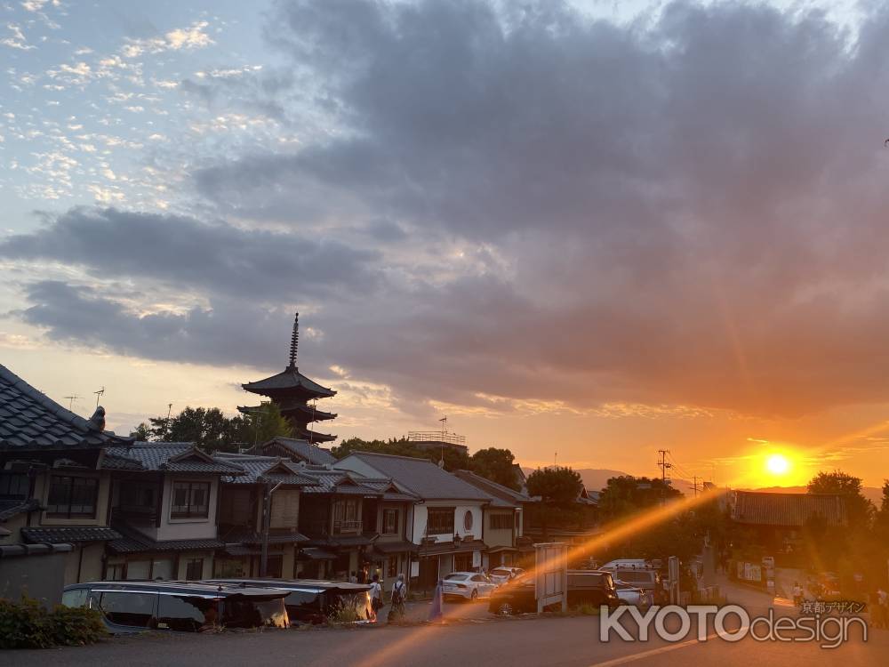 2019 法観寺夕焼け
