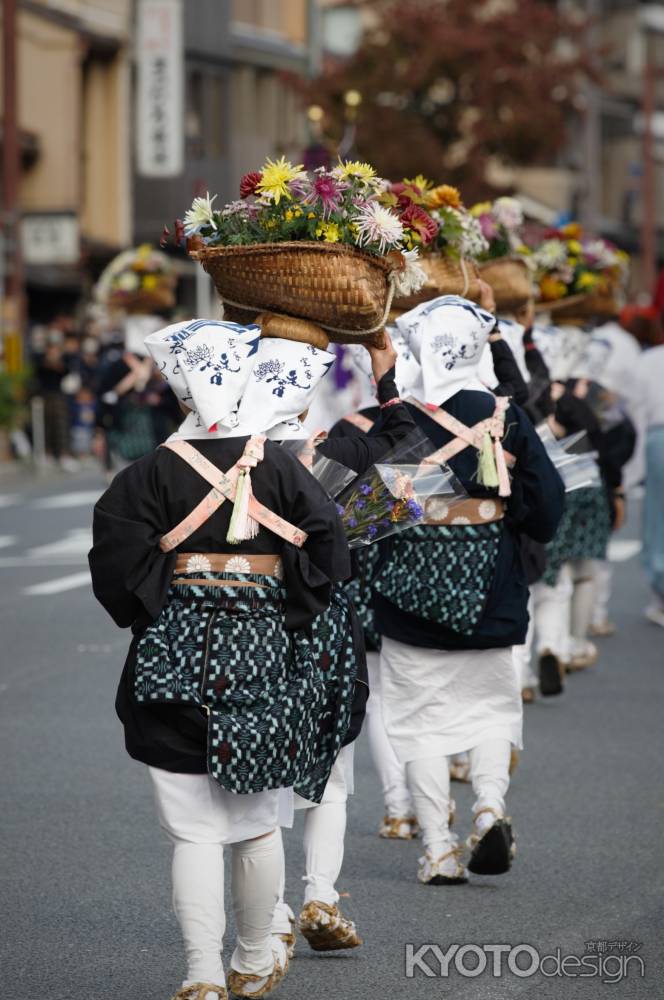 白川女献花列　