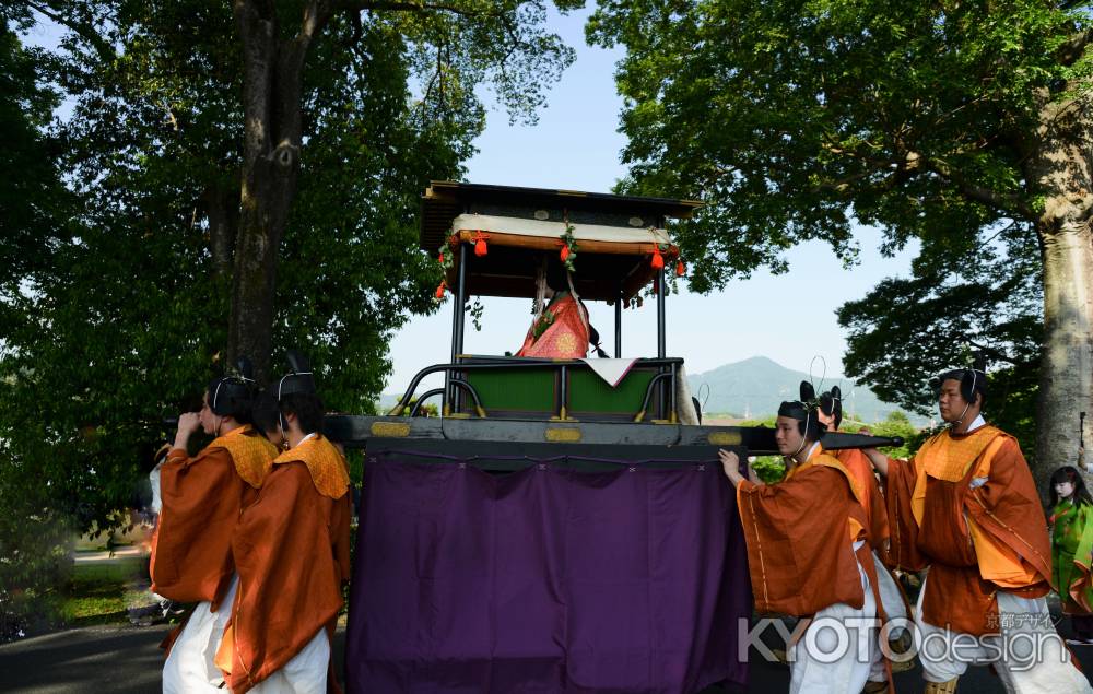 斎王代様　加茂街道