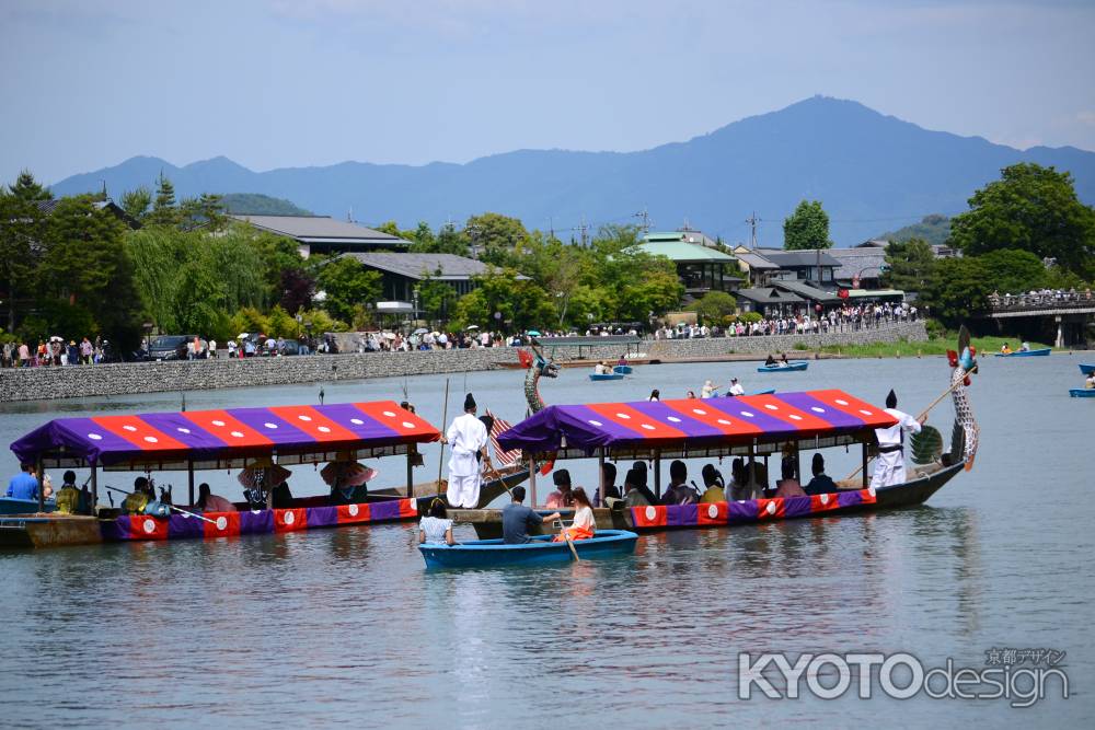 優雅な王朝の船遊び