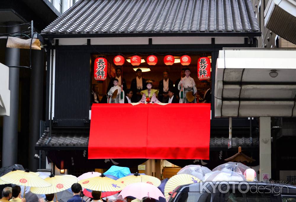 太平の舞　傘の花