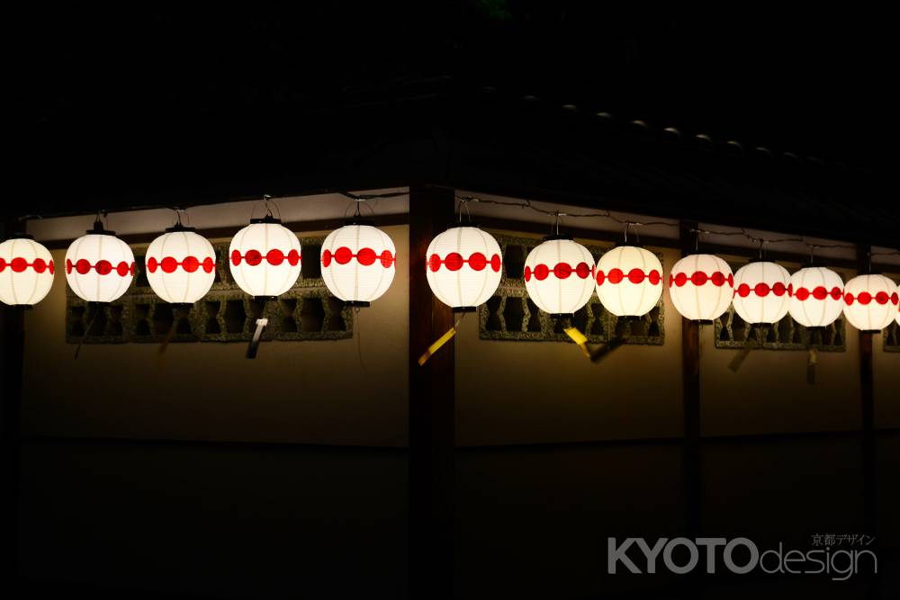 ビアガーデン賑わう