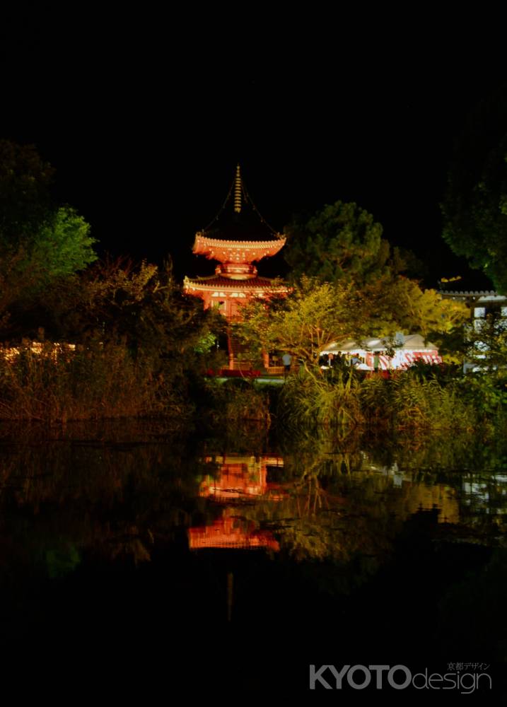 観月の夕べの心経宝塔