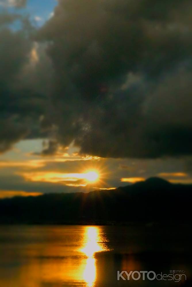 琵琶湖の夕日