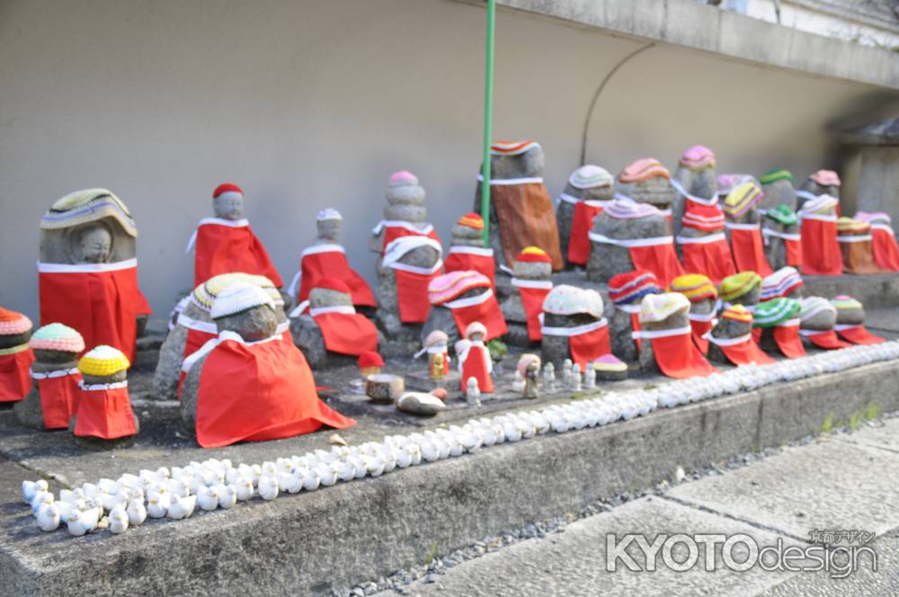 六角堂　色とりどりのお地蔵さん③