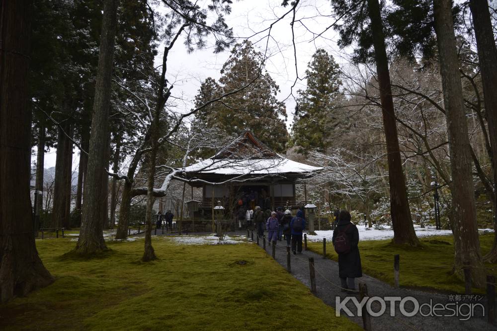 冬の往生極楽院