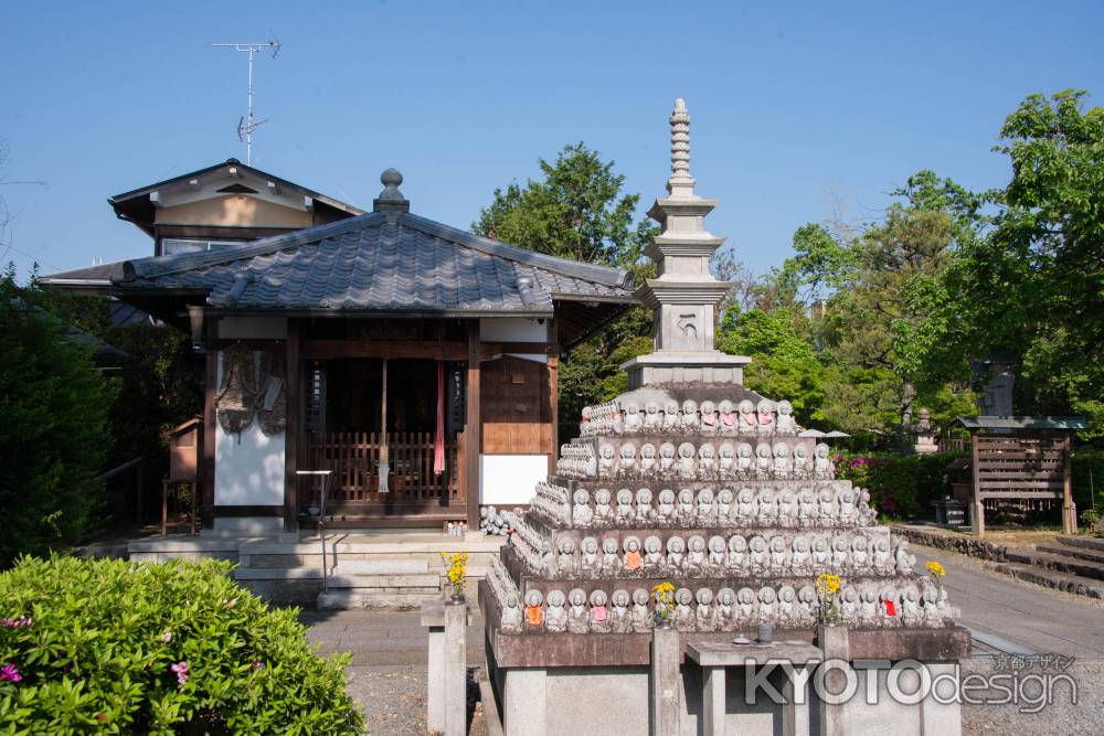 乙訓寺　地蔵塔