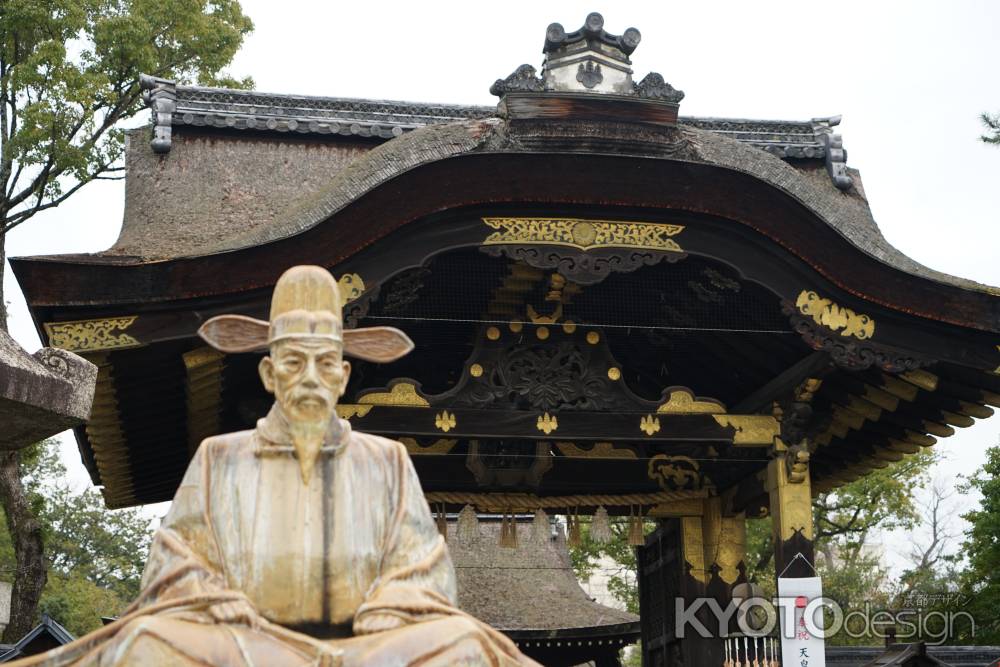 豊国神社の秀吉像