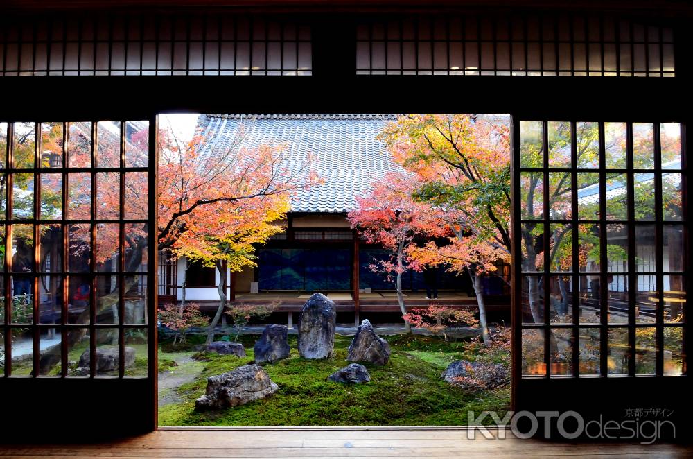 染まる禅の名刹