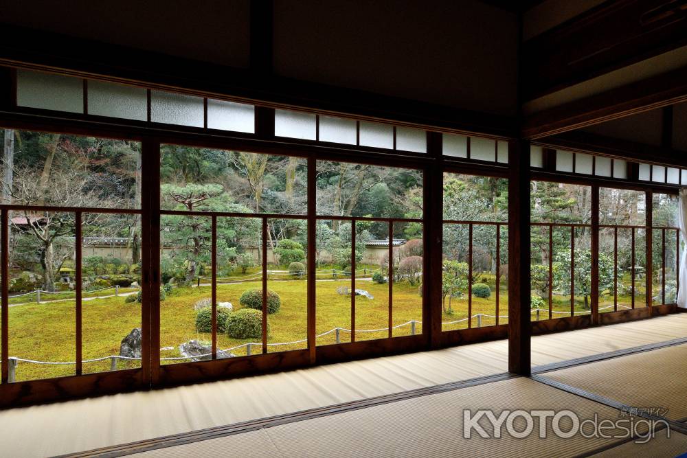 東山、苔の名庭